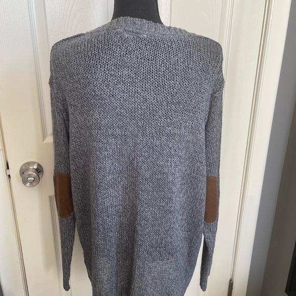 CLOSET CLEAROUT***Retrod Grey sweater with elbow patch***CLOSET CLEAROUT*** - Picture 2 of 6
